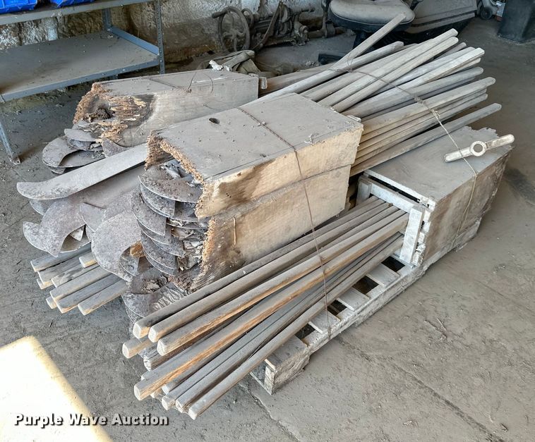 image for item OF9055 22" cutting blades