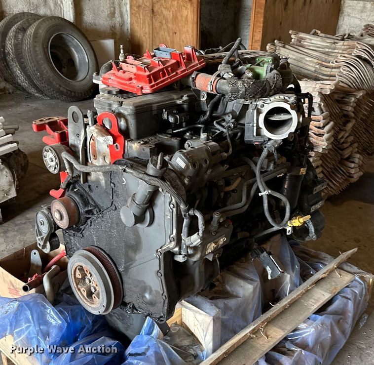 image for item OF9058 2013 Cummins Paccar PX-9  engine