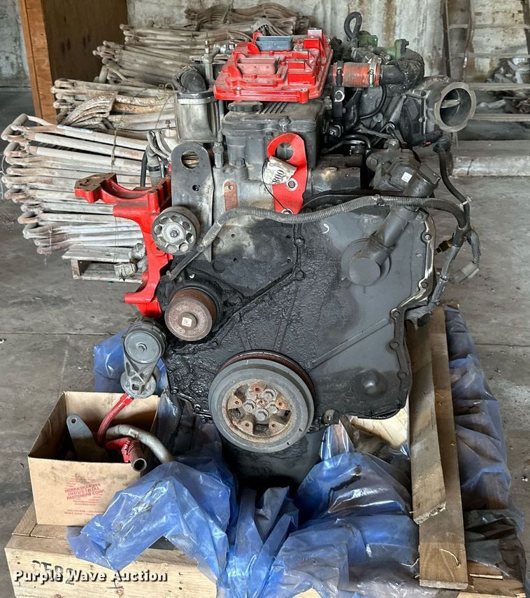 image for item OF9058 2013 Cummins Paccar PX-9  engine