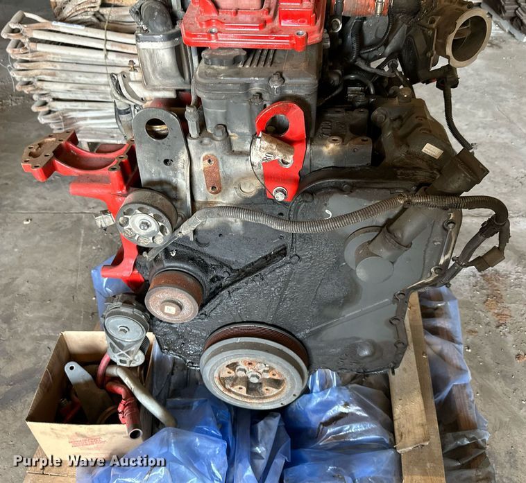 image for item OF9058 2013 Cummins Paccar PX-9  engine