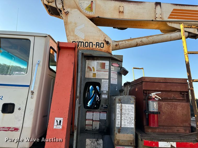 image for item OF9061 1994 Ford L8000  crane truck