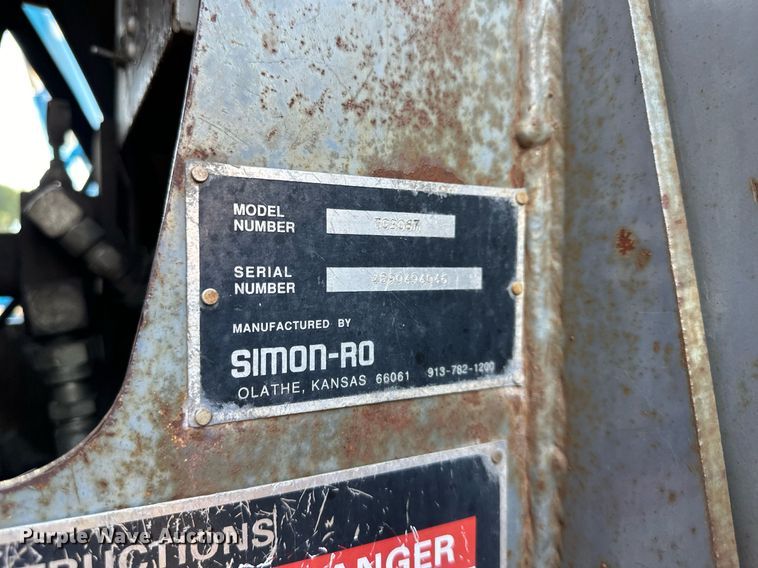 image for item OF9061 1994 Ford L8000  crane truck