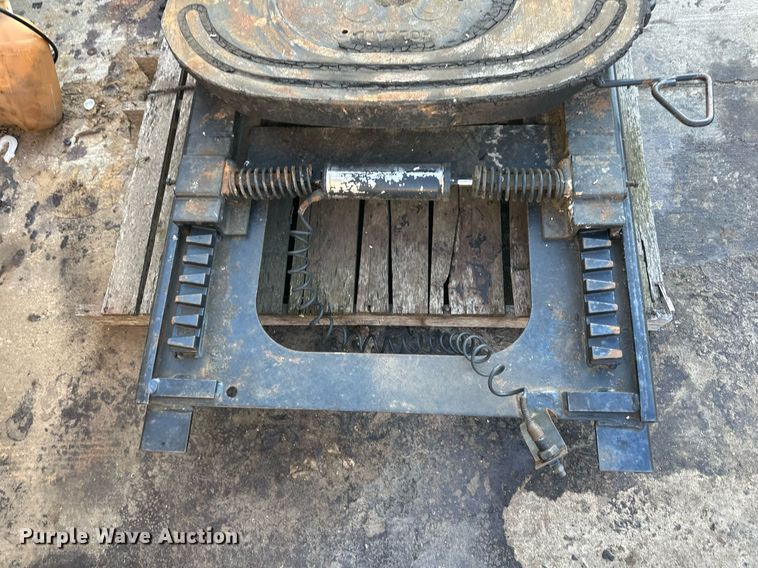 image for item OF9062 Sliding fifth wheel plate