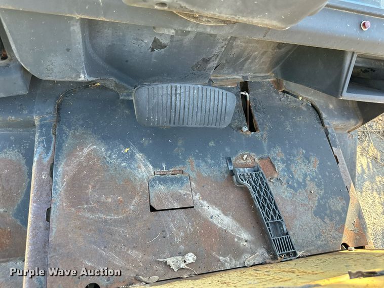 image for item OF9063 Yale GLP060TFNUAE087  forklift