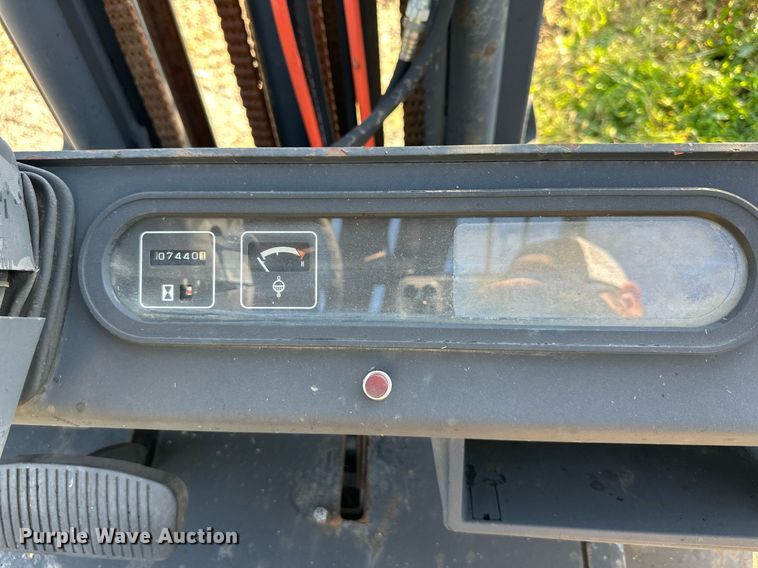 image for item OF9063 Yale GLP060TFNUAE087  forklift