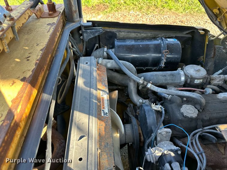 image for item OF9063 Yale GLP060TFNUAE087  forklift