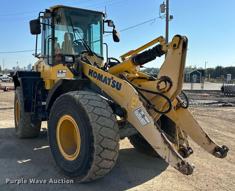 image for item OF9064 2016 Komatsu WA200-7  wheel loader