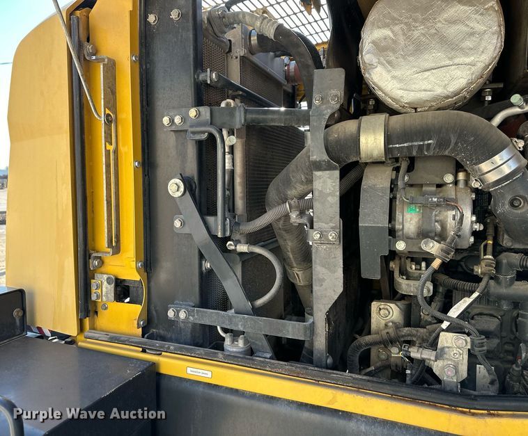 image for item OF9064 2016 Komatsu WA200-7  wheel loader