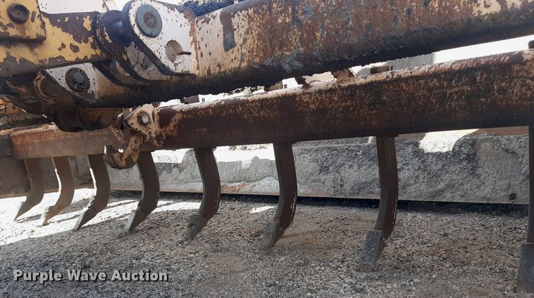 image for item OF9460 2001 John Deere 210LE  landscape tractor