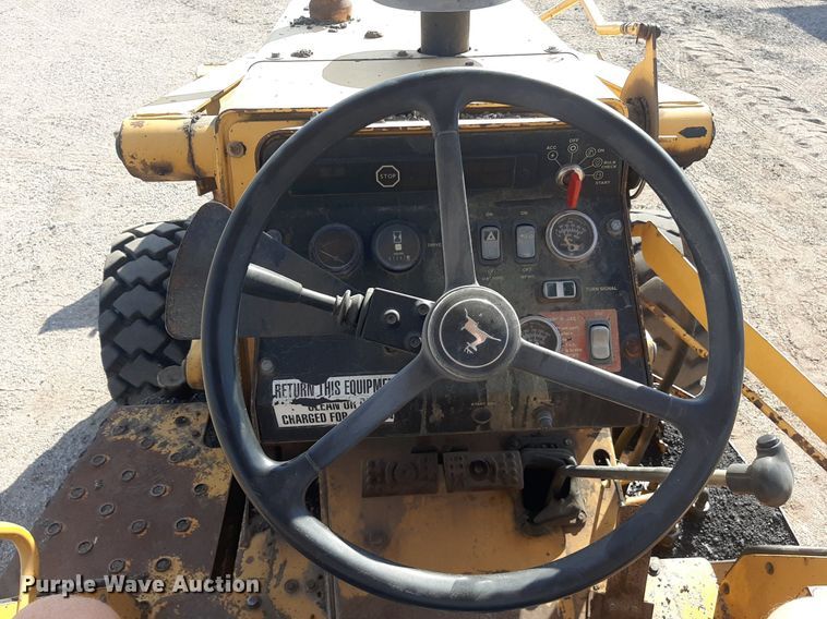 image for item OF9460 2001 John Deere 210LE  landscape tractor