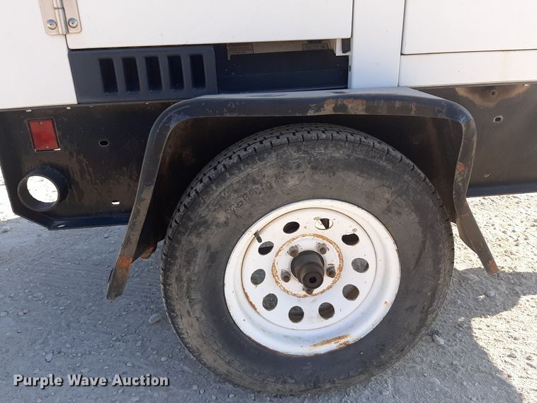 image for item OF9486 2005 Magnum MMG35  generator