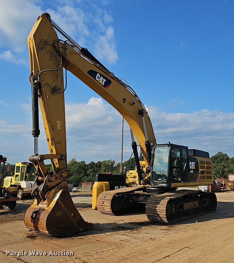 image for item OG9422 2018 Caterpillar 349FL  excavator