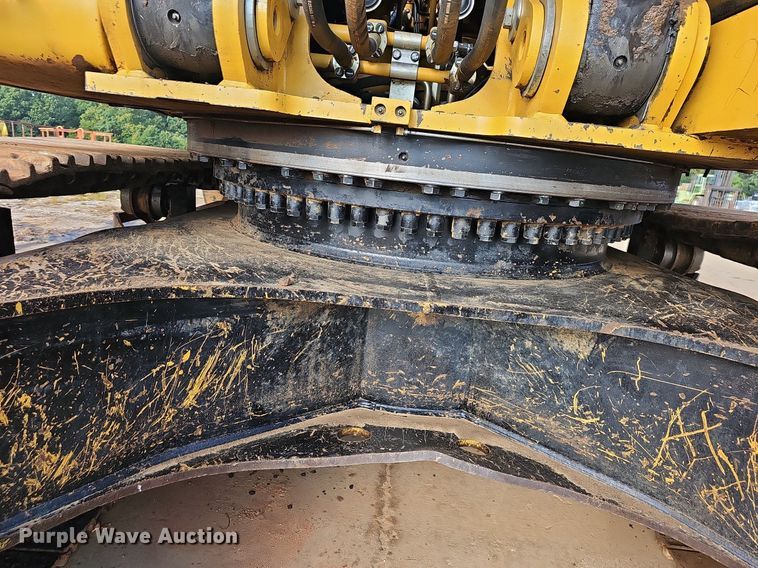 image for item OG9422 2018 Caterpillar 349FL  excavator