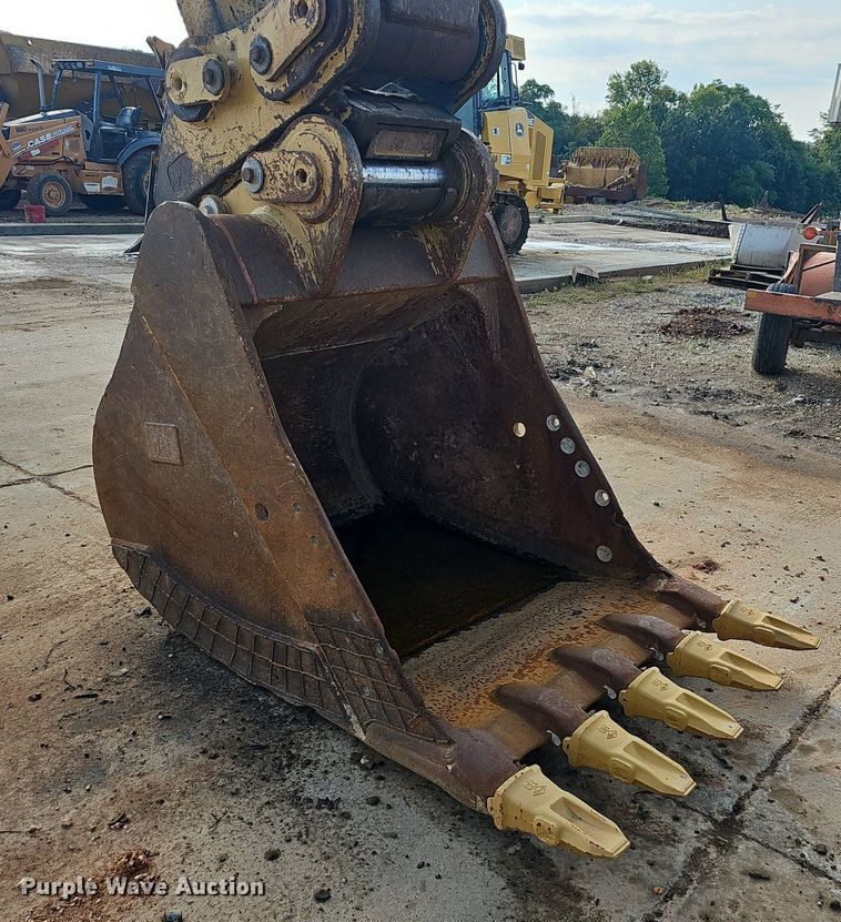 image for item OG9422 2018 Caterpillar 349FL  excavator