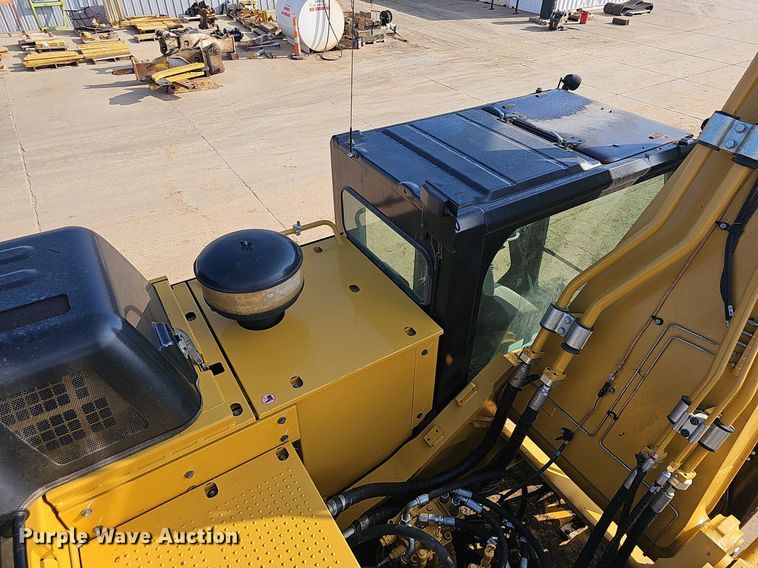 image for item OG9422 2018 Caterpillar 349FL  excavator