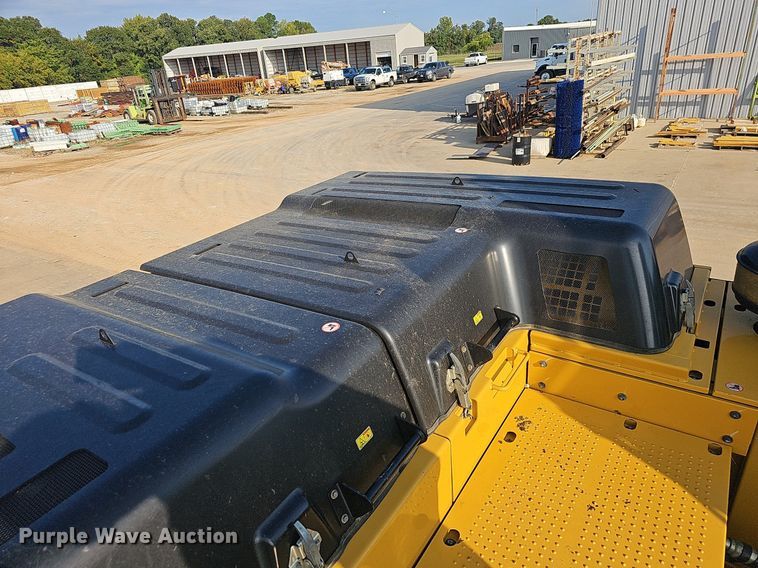 image for item OG9422 2018 Caterpillar 349FL  excavator