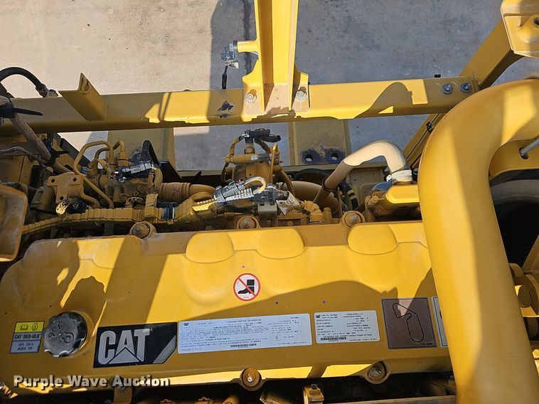 image for item OG9422 2018 Caterpillar 349FL  excavator