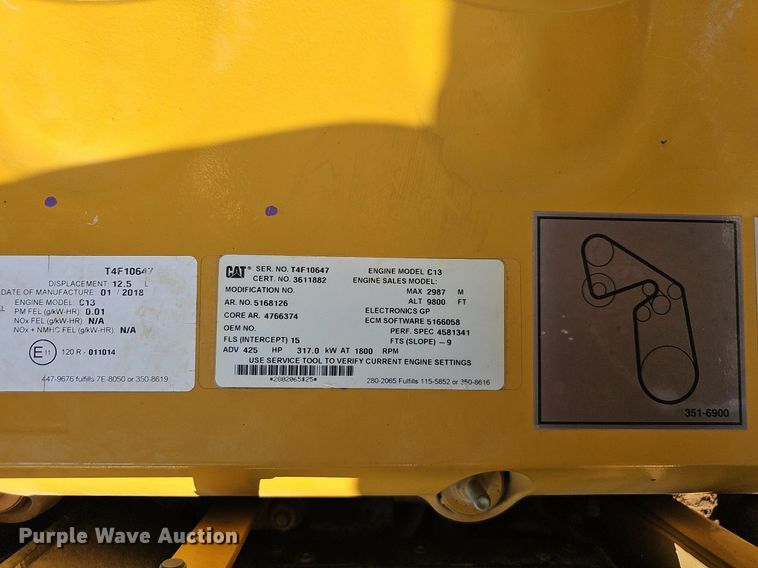 image for item OG9422 2018 Caterpillar 349FL  excavator