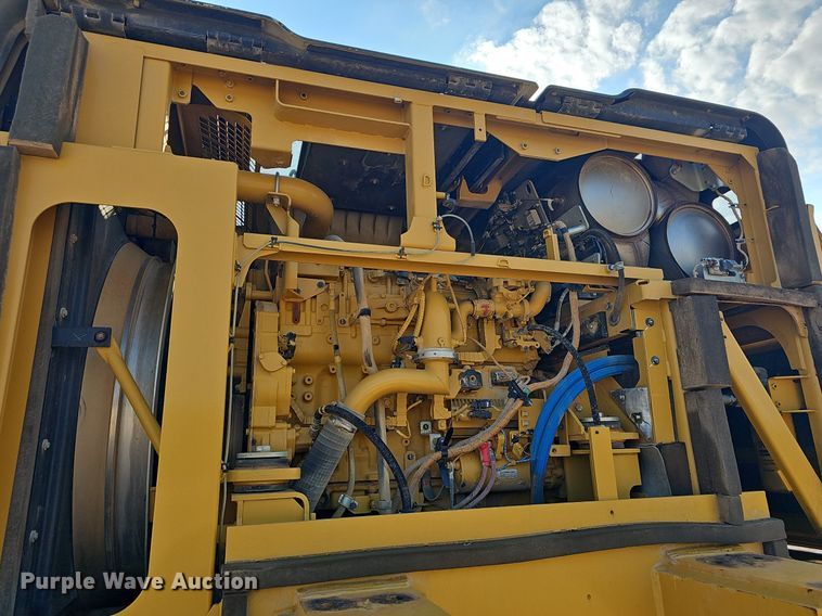 image for item OG9422 2018 Caterpillar 349FL  excavator