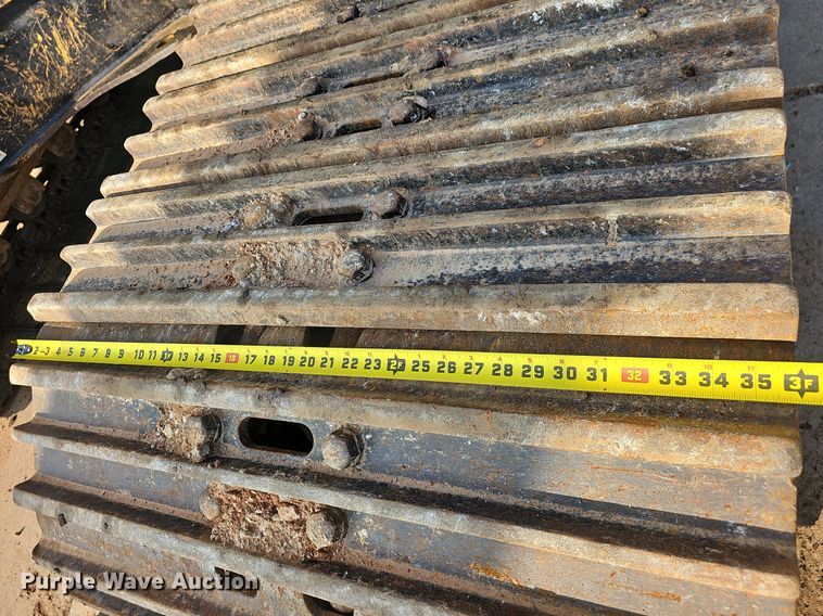 image for item OG9422 2018 Caterpillar 349FL  excavator