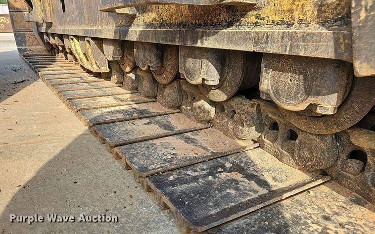 image for item OG9422 2018 Caterpillar 349FL  excavator