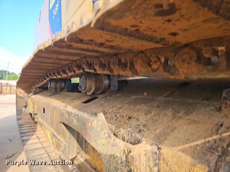 image for item OG9422 2018 Caterpillar 349FL  excavator
