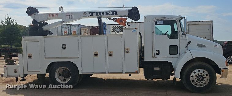 image for item OG9423 2004 Kenworth T300  utility / service truck