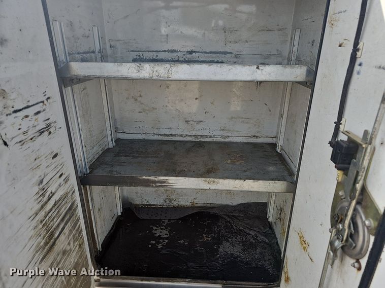 image for item OG9423 2004 Kenworth T300  utility / service truck