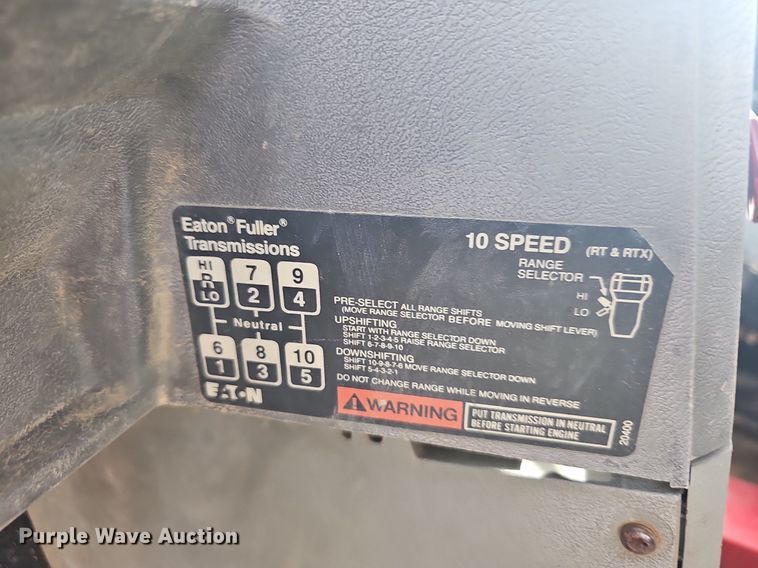 image for item OG9424 1995 Mack CH613  water truck