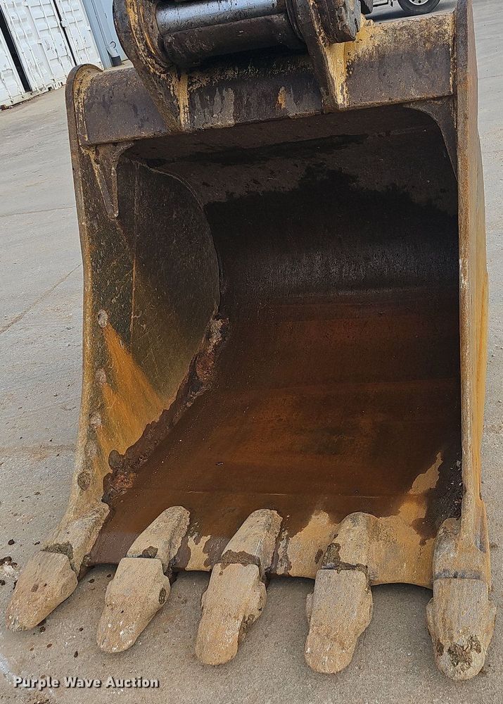 image for item OG9425 2016 Caterpillar 336FL  excavator