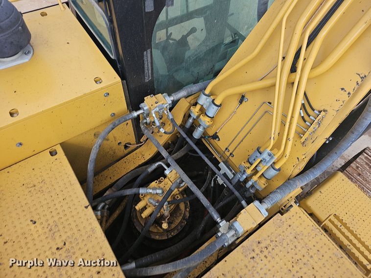 image for item OG9425 2016 Caterpillar 336FL  excavator
