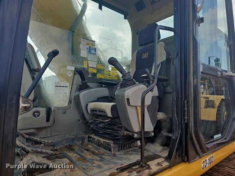 image for item OG9425 2016 Caterpillar 336FL  excavator