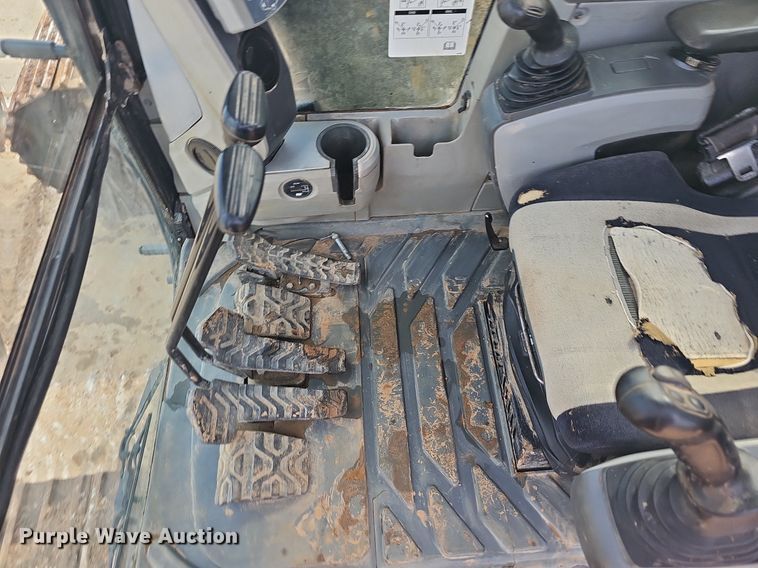 image for item OG9425 2016 Caterpillar 336FL  excavator