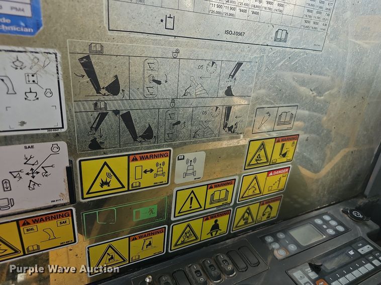 image for item OG9425 2016 Caterpillar 336FL  excavator