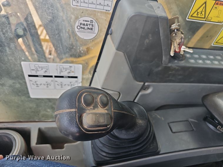 image for item OG9425 2016 Caterpillar 336FL  excavator