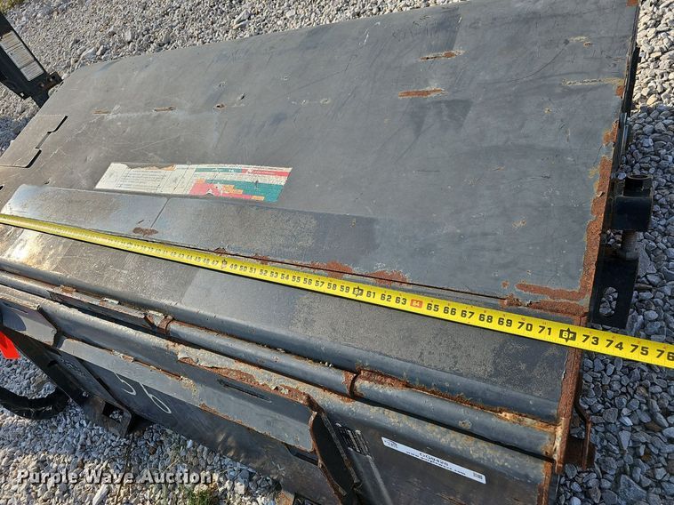 image for item OG9428 2012 Bobcat 72 Sweeper  skid steer sweeper