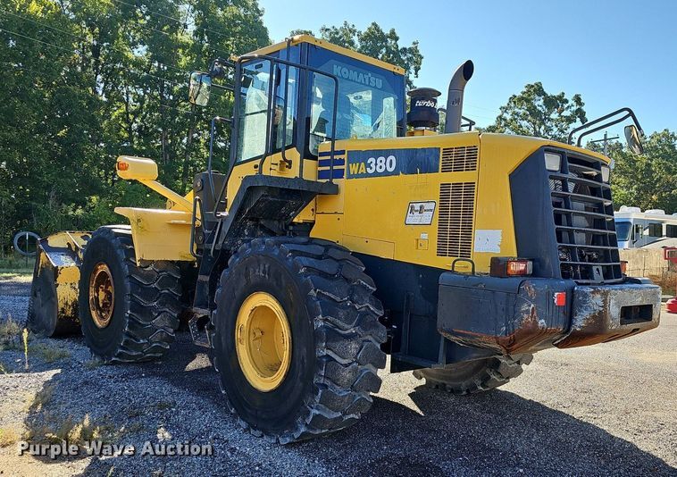 image for item OG9445 2010 Komatsu WA380-6  wheel loader
