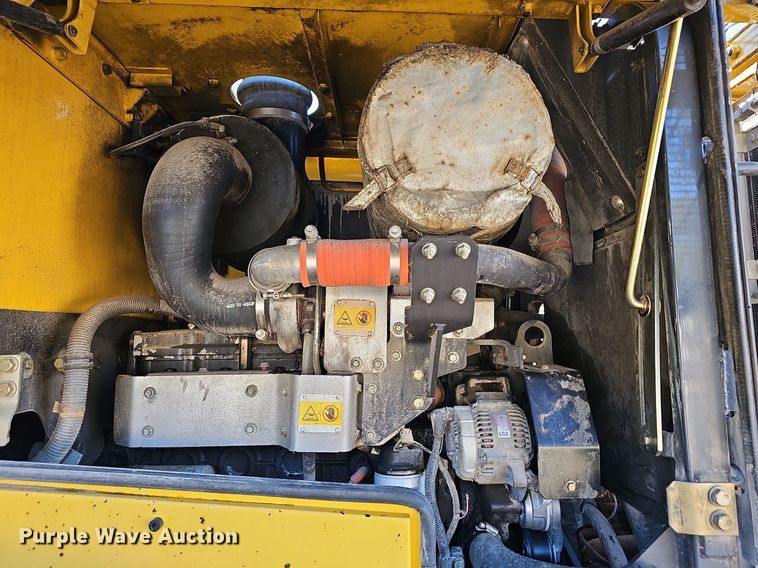 image for item OG9445 2010 Komatsu WA380-6  wheel loader