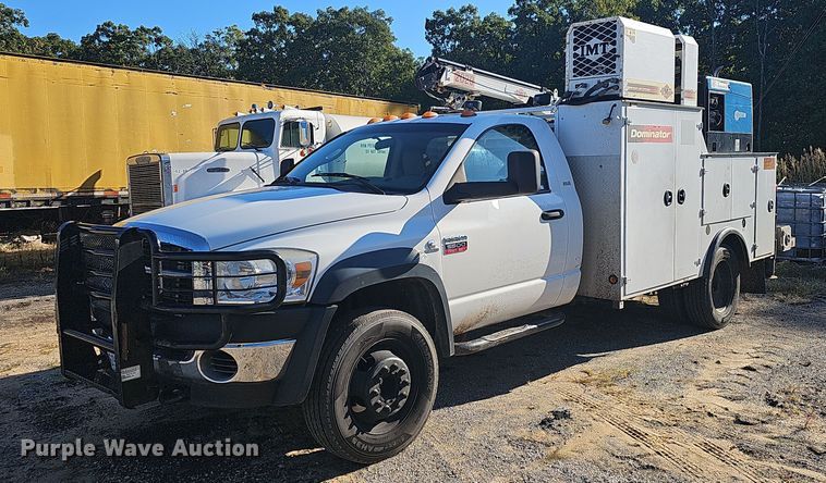 image for item OG9446 2008 Dodge Ram 5500HD  utility / service truck