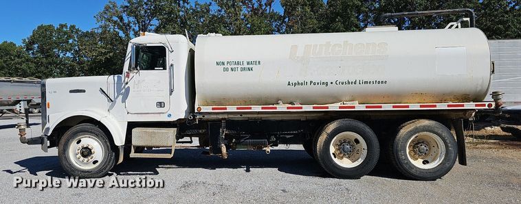 image for item OG9447 1987 Freigtliner FLC  water truck