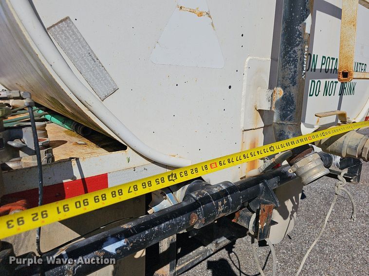 image for item OG9447 1987 Freigtliner FLC  water truck