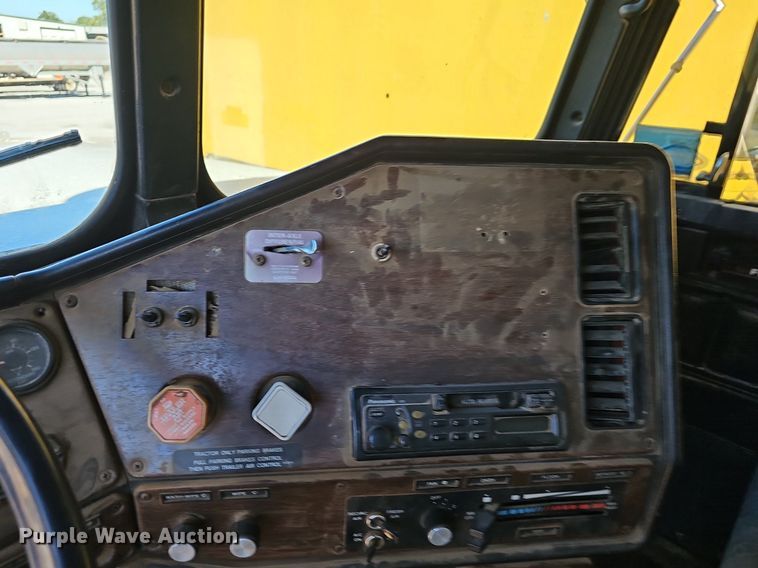 image for item OG9447 1987 Freigtliner FLC  water truck