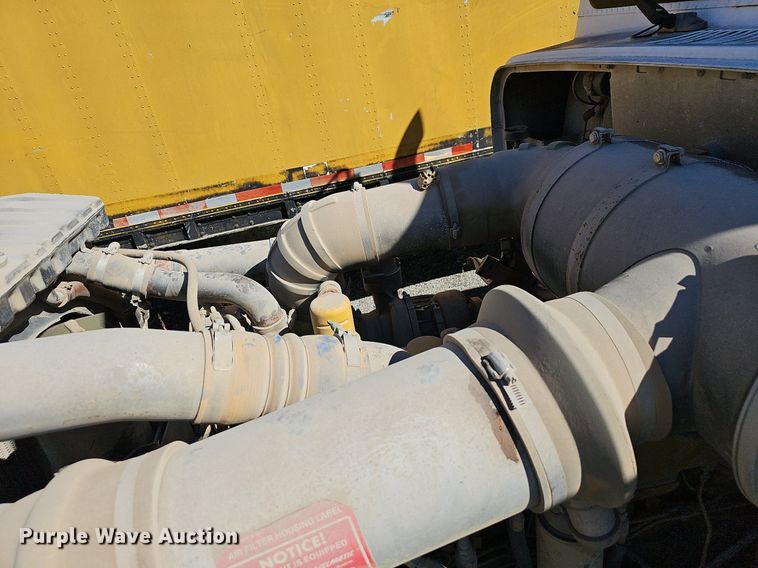 image for item OG9447 1987 Freigtliner FLC  water truck