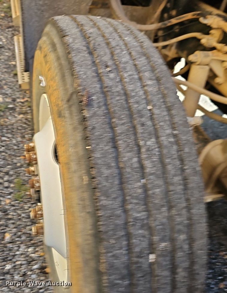 image for item OG9447 1987 Freigtliner FLC  water truck