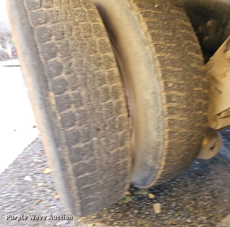 image for item OG9447 1987 Freigtliner FLC  water truck