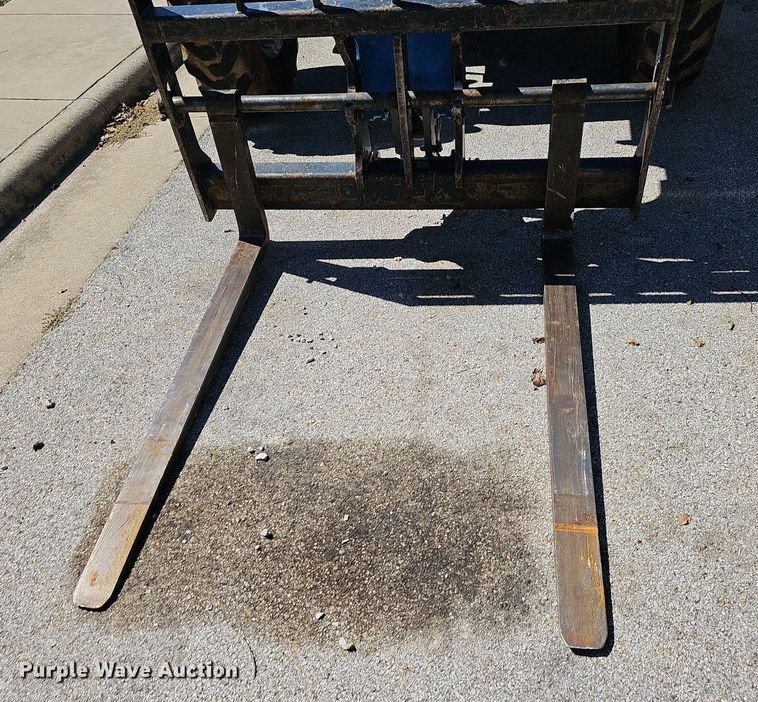 image for item OG9449 2014 Genie GTH844  telehandler