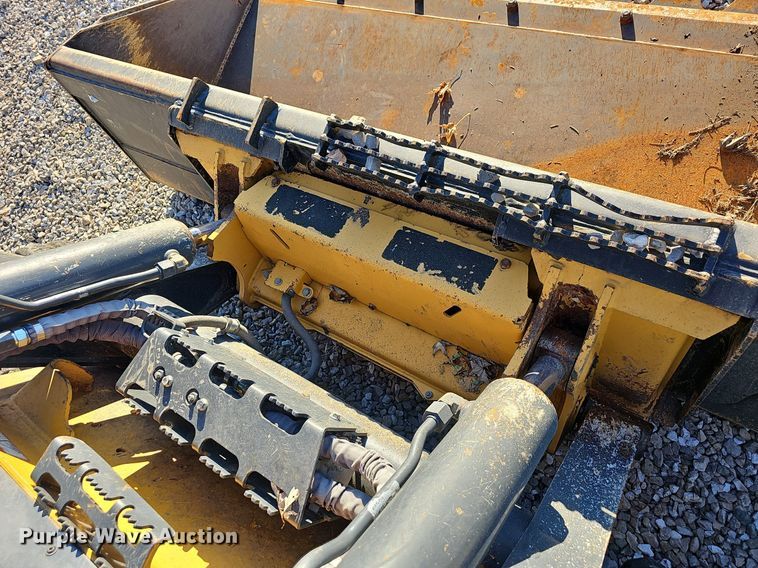 image for item OG9450 2021 John Deere 333G  tracked skid steer loader