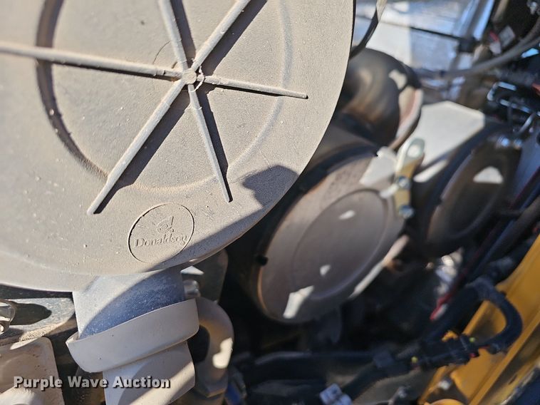 image for item OG9450 2021 John Deere 333G  tracked skid steer loader