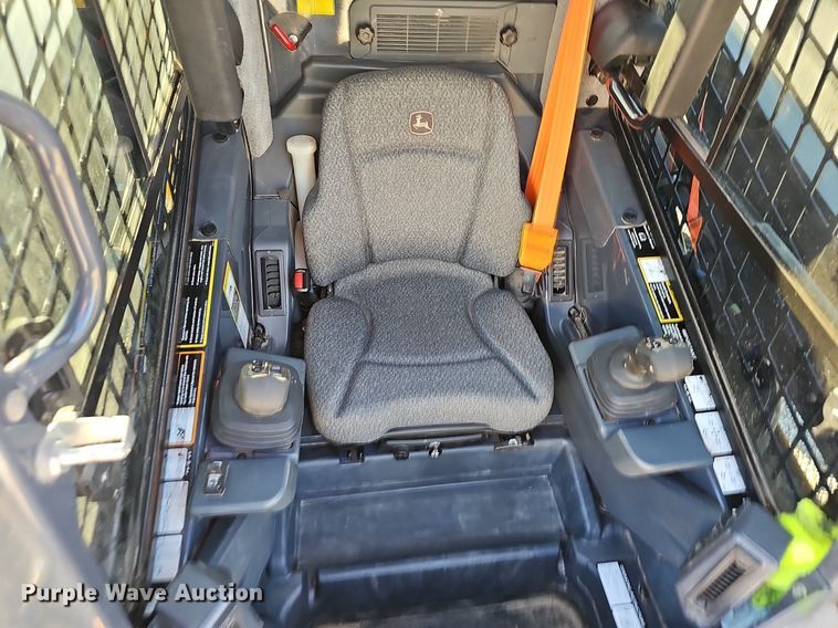 image for item OG9450 2021 John Deere 333G  tracked skid steer loader