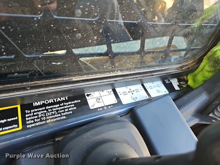 image for item OG9450 2021 John Deere 333G  tracked skid steer loader